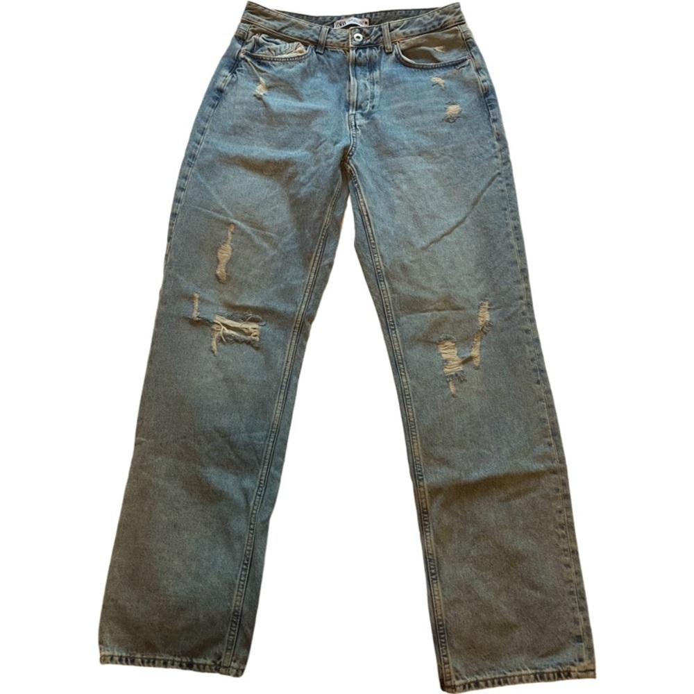 Size 8 relaxed fit Zara jeans